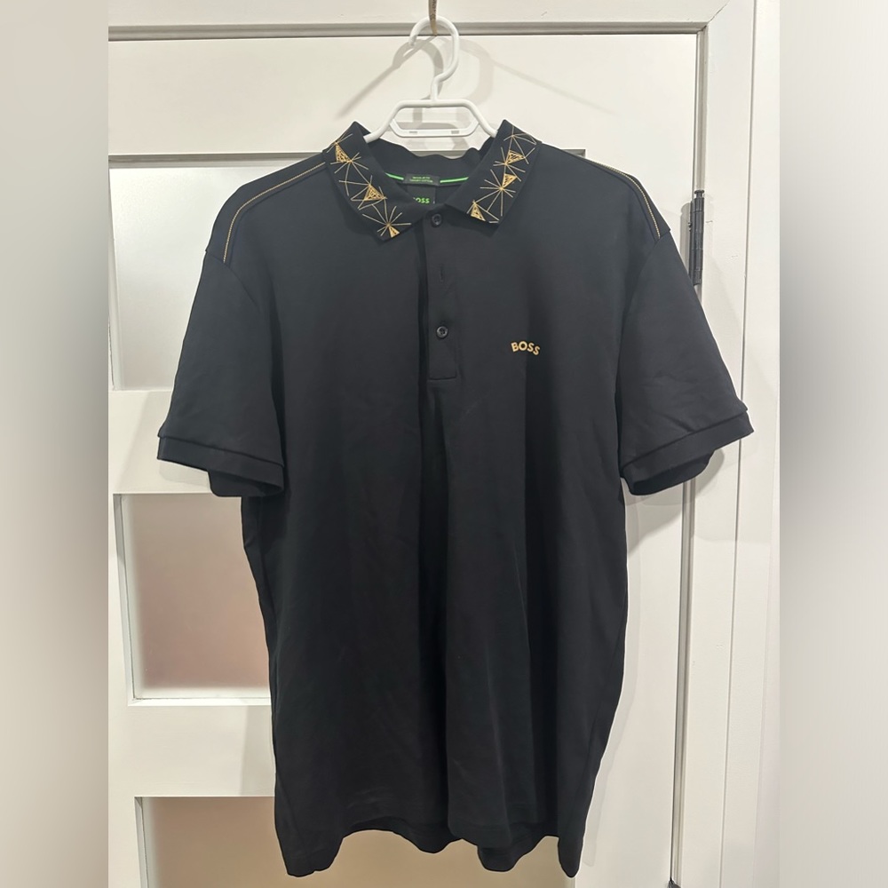 Hugo Boss polo XXL grid artwork